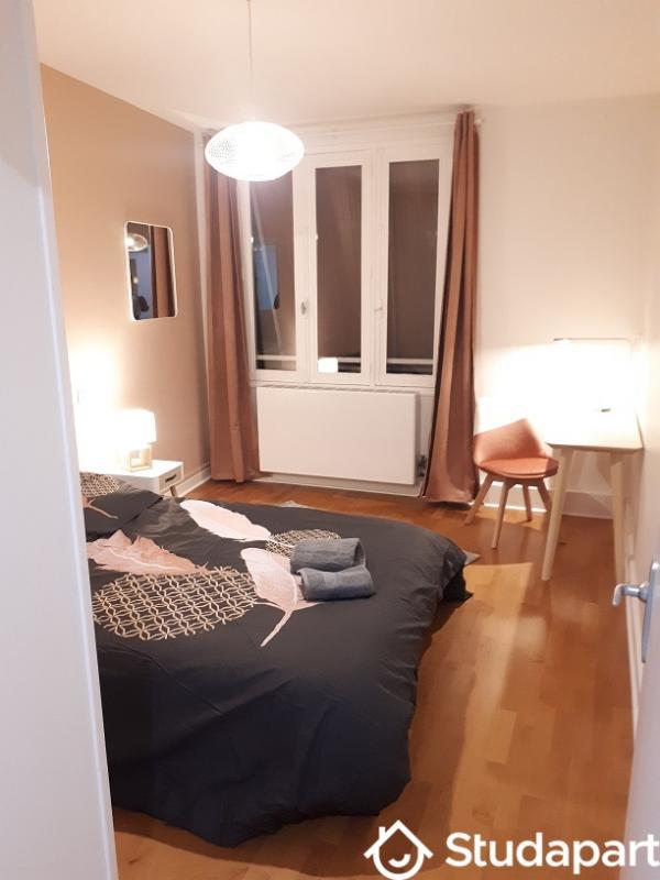 Chambre - 12 m² - 1 pièce