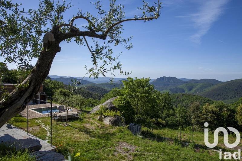 Maison - 240 m² - 8 pièces