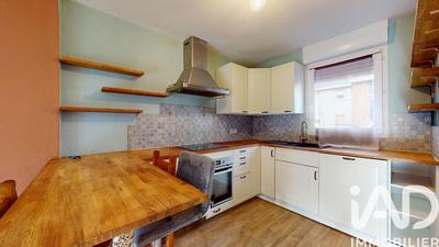 Maison - 84 m² - 4 pièces