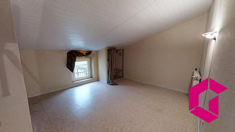 Maison - 152 m² - 6 pièces