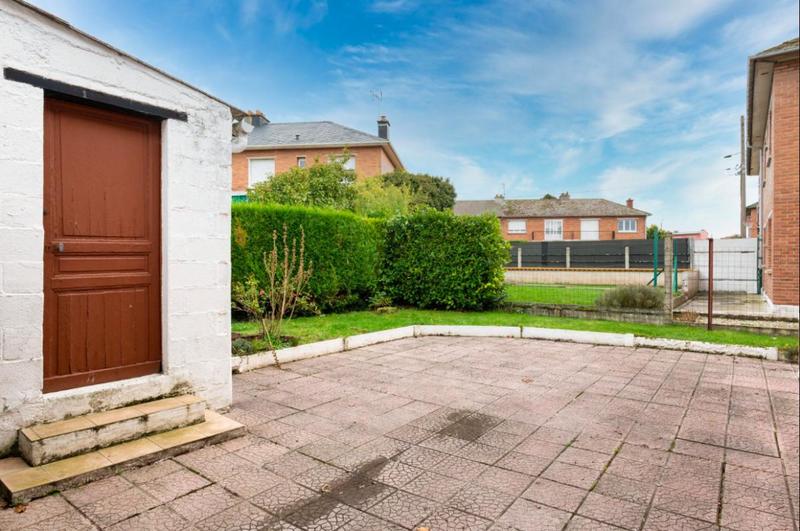 Maison - 77 m² - 5 pièces