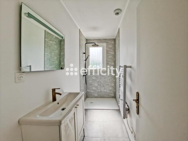 Maison - 120 m² - 7 pièces