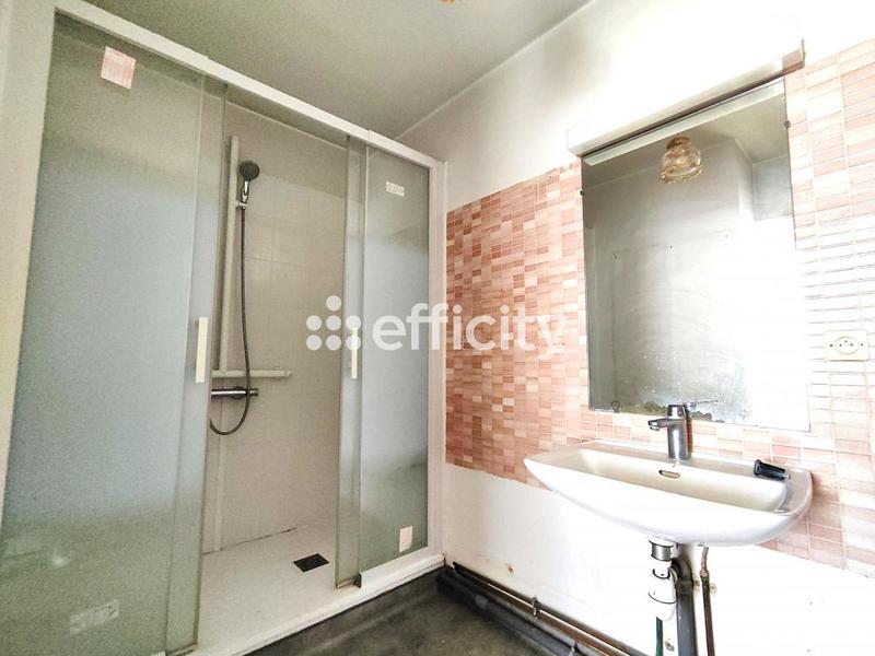 Appartement - 75 m² - 3 pièces