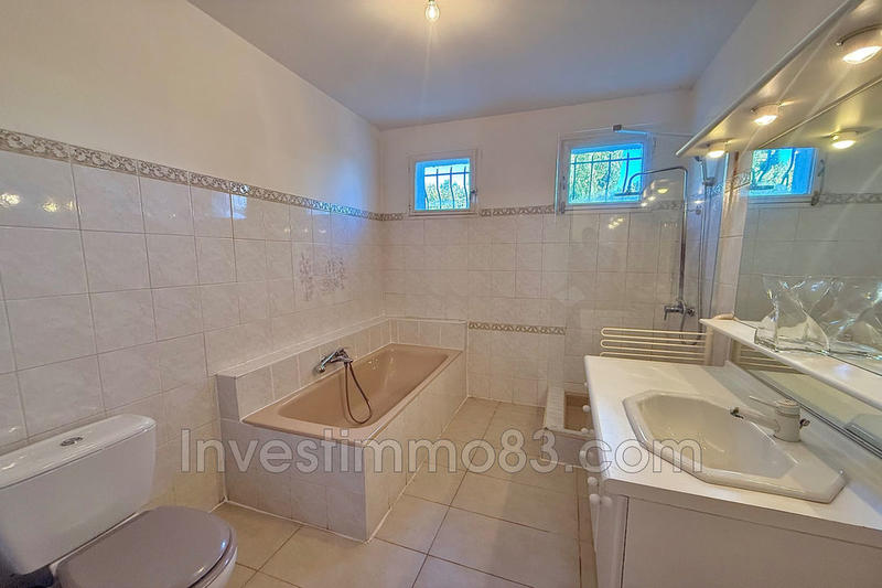 Villa - 230 m² - 7 pièces