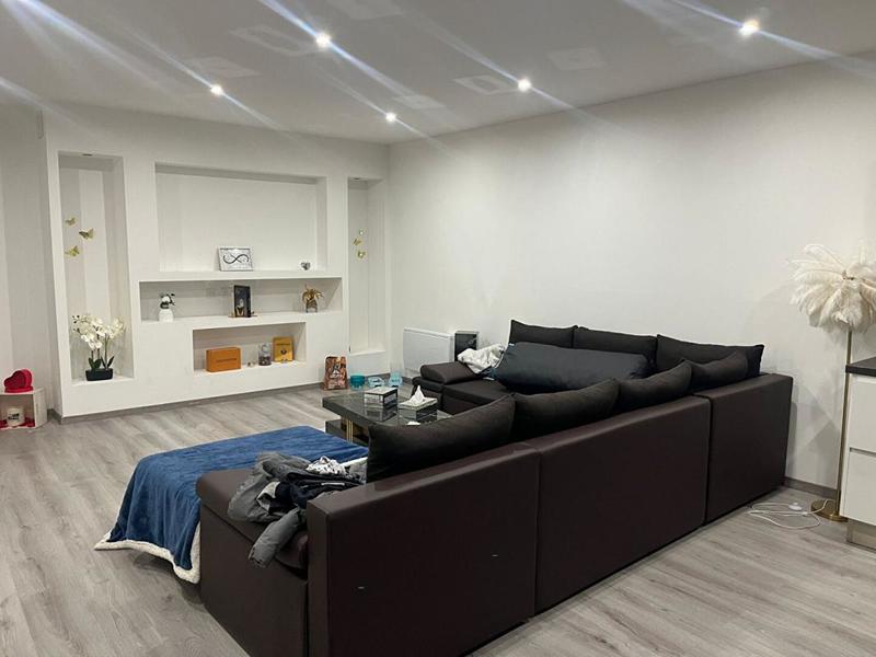 Appartement - 92 m² - 4 pièces