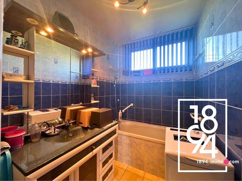 Appartement - 81 m² - 4 pièces