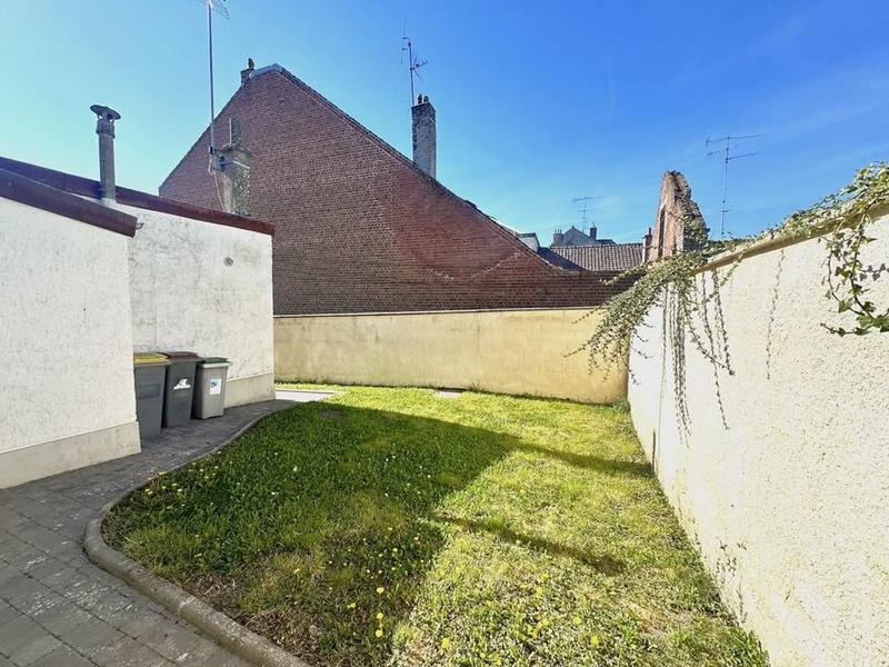 Maison traditionnelle - 78 m² - 3 pièces