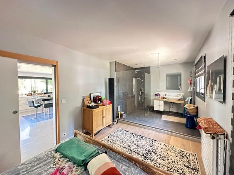 Maison - 224 m² - 7 pièces