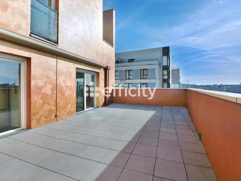 Appartement - 110 m² - 4 pièces