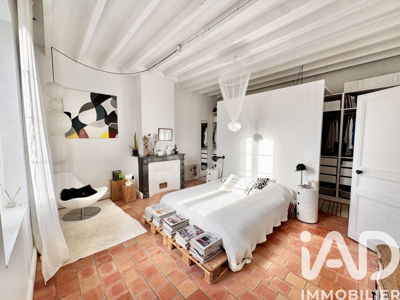 Maison - 217 m² - 7 pièces