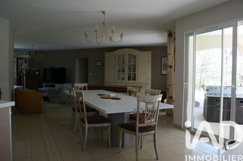 Maison - 167 m² - 5 pièces