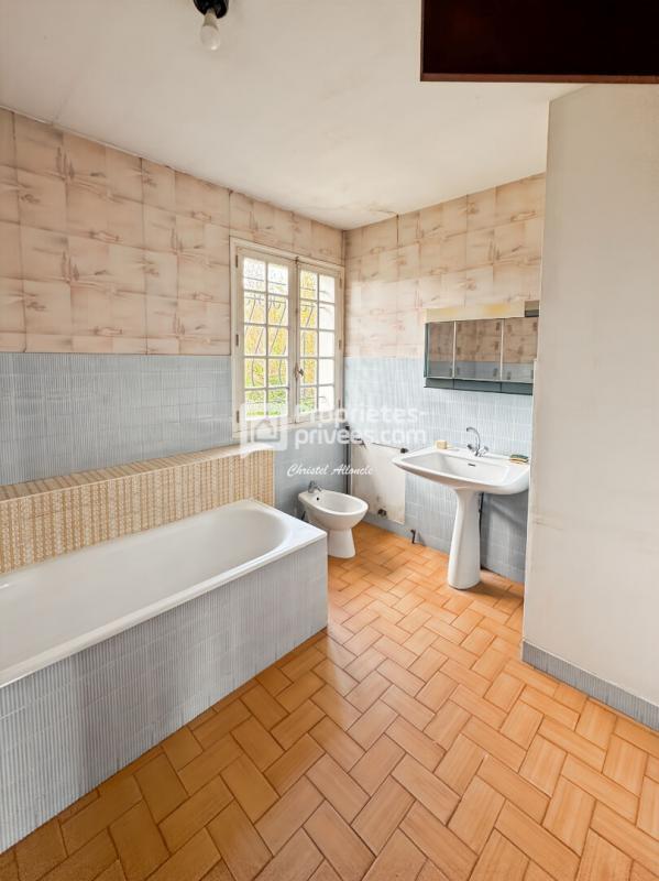 Maison - 160 m² - 6 pièces