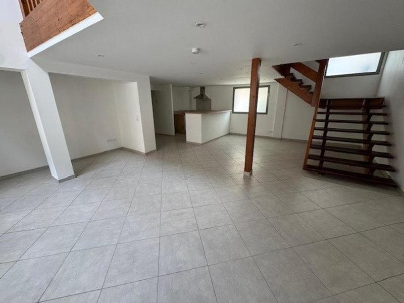 Appartement - 98 m² - 5 pièces