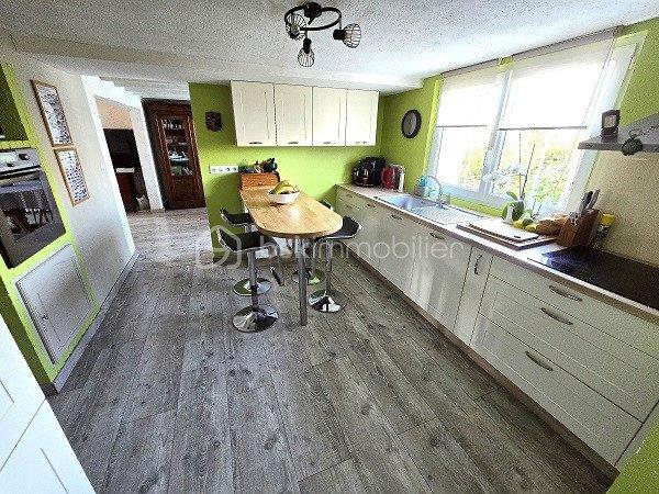 Maison - 120 m² - 6 pièces