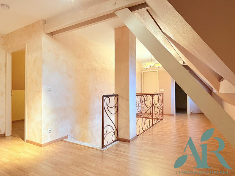 Maison - 165 m² - 6 pièces