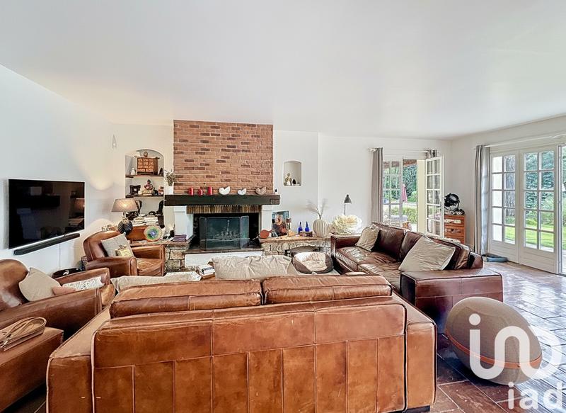 Maison - 270 m² - 6 pièces