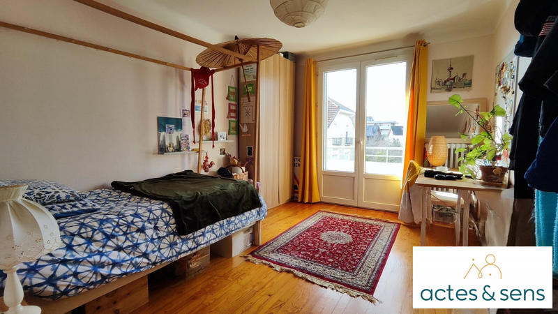 Appartement - 94 m² - 5 pièces