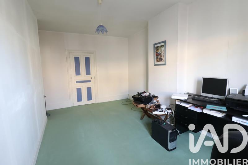 Maison - 238 m² - 6 pièces