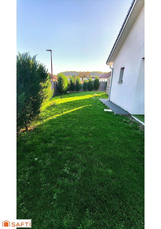 Maison - 98 m² - 4 pièces