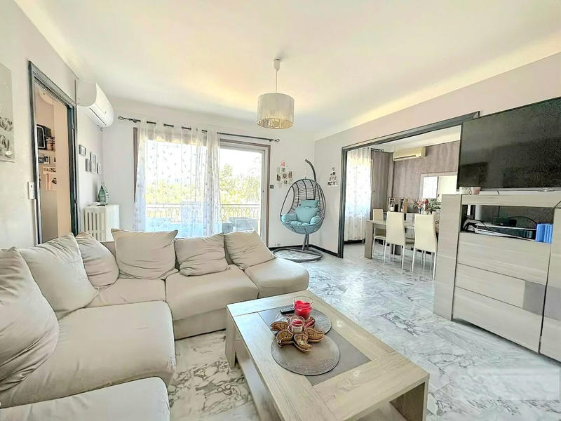 Maison - 157 m² - 7 pièces