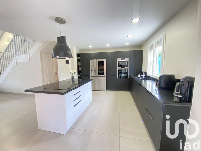 Maison - 165 m² - 6 pièces