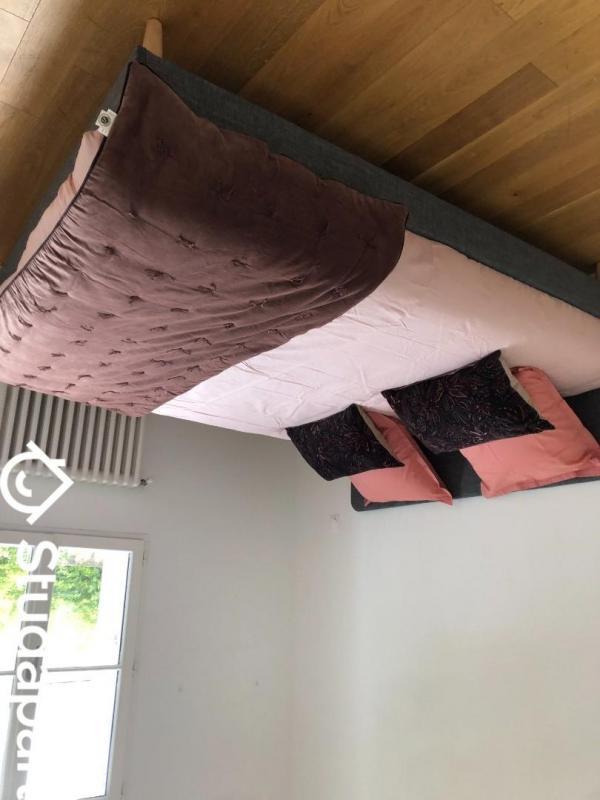 Chambre - 78 m² - 1 pièce