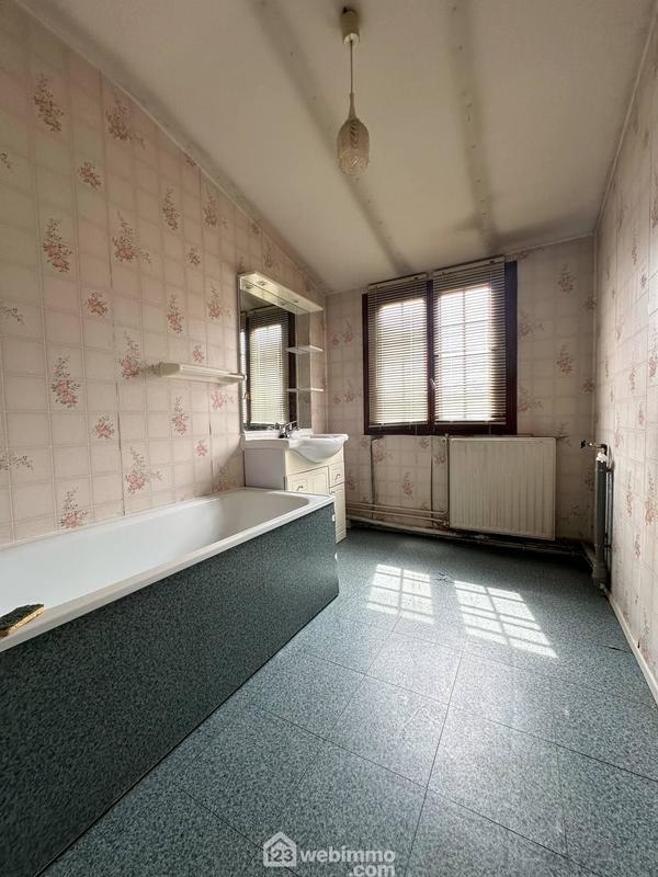 Maison - 106 m² - 5 pièces