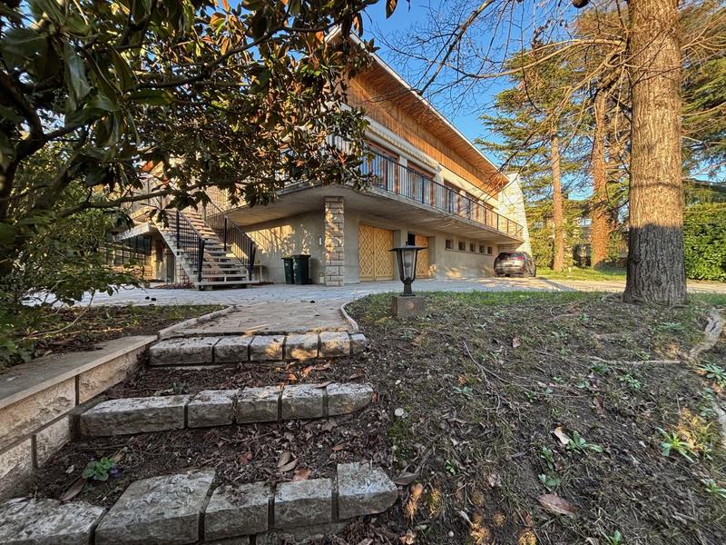 Maison ancienne - 200 m² - 5 pièces