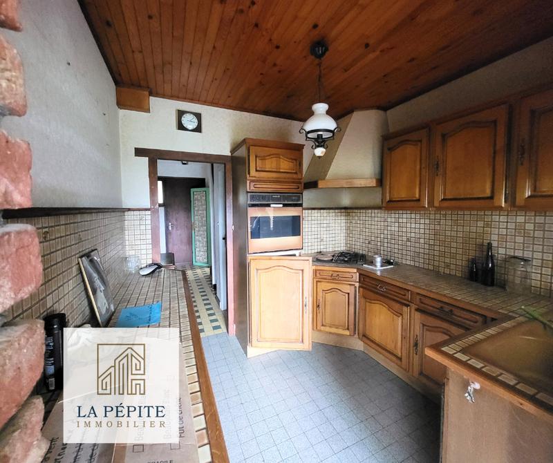 Maison - 90 m² - 5 pièces