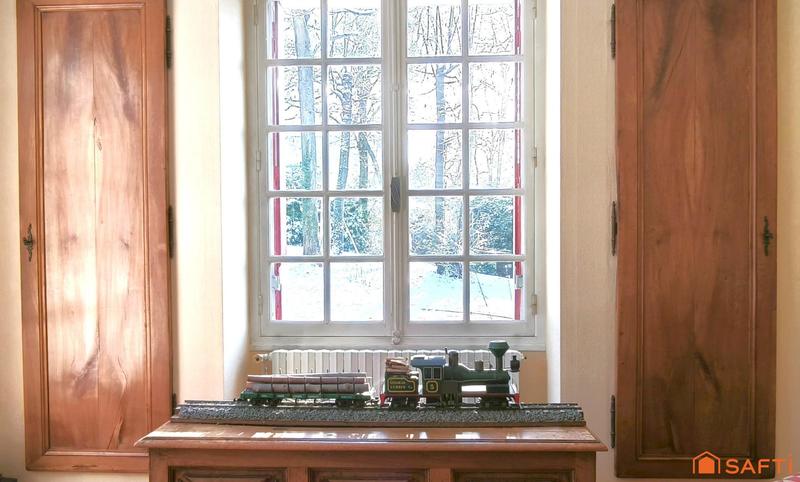 Maison - 179 m² - 9 pièces