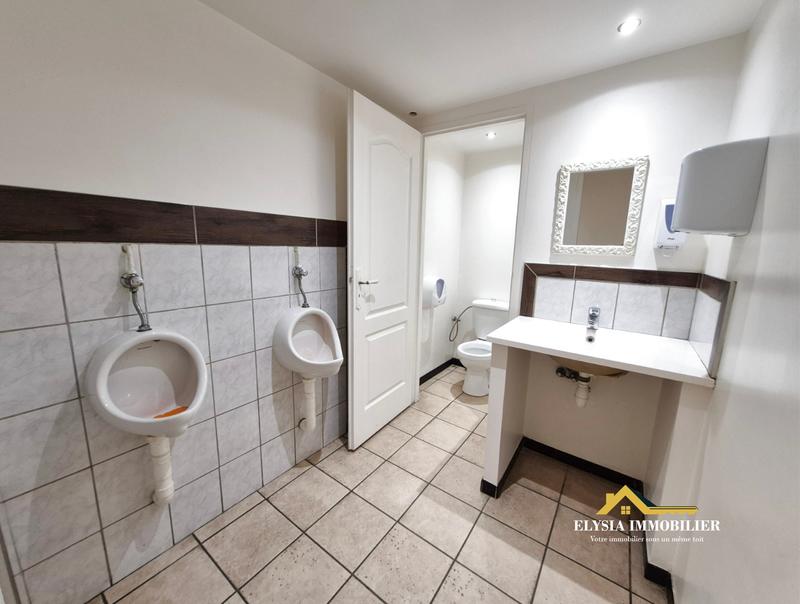 Fonds de commerce - Magasins - 143 m²