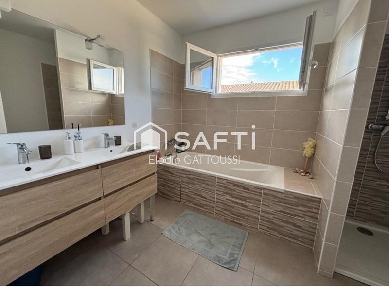 Maison - 100 m² - 4 pièces