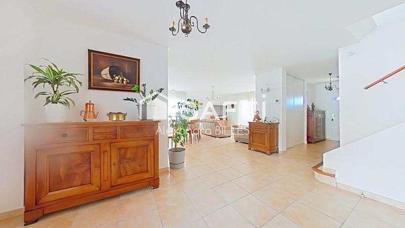 Maison - 127 m² - 4 pièces