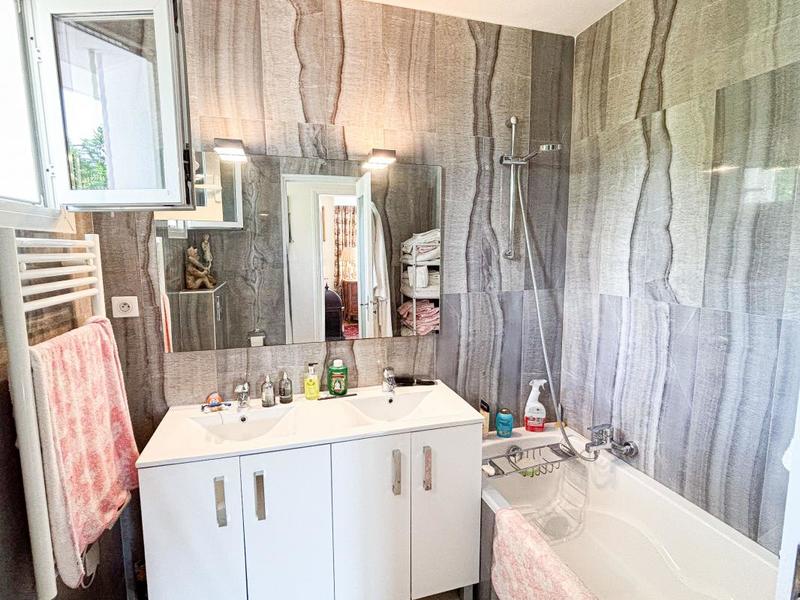 Villa - 193 m² - 5 pièces