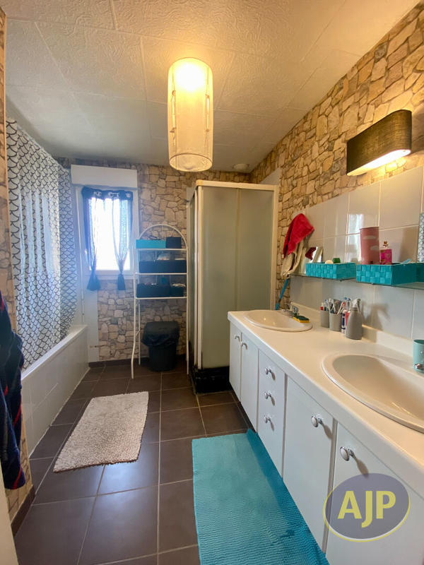 Maison - 119 m² - 6 pièces