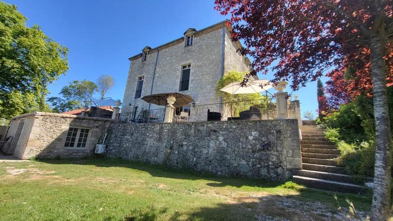 Manoir - 330 m² - 9 pièces