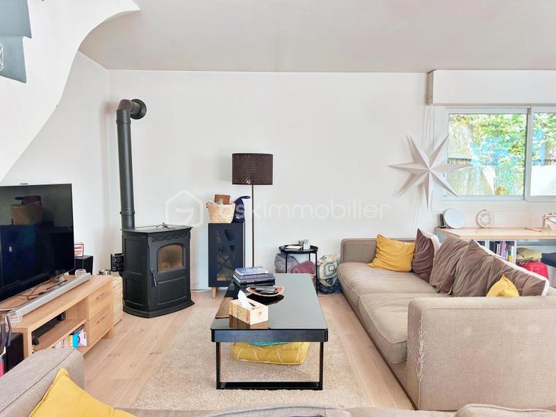 Maison traditionnelle - 135 m² - 4 pièces