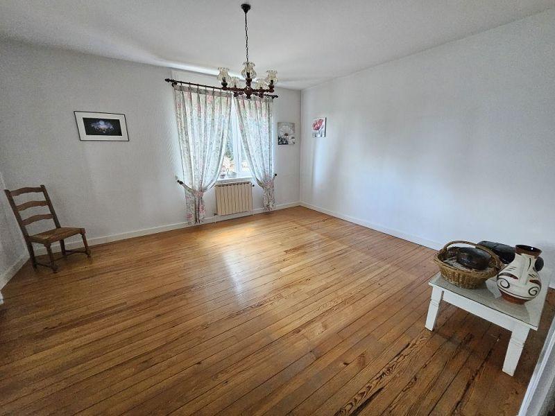 Maison traditionnelle - 130 m² - 6 pièces