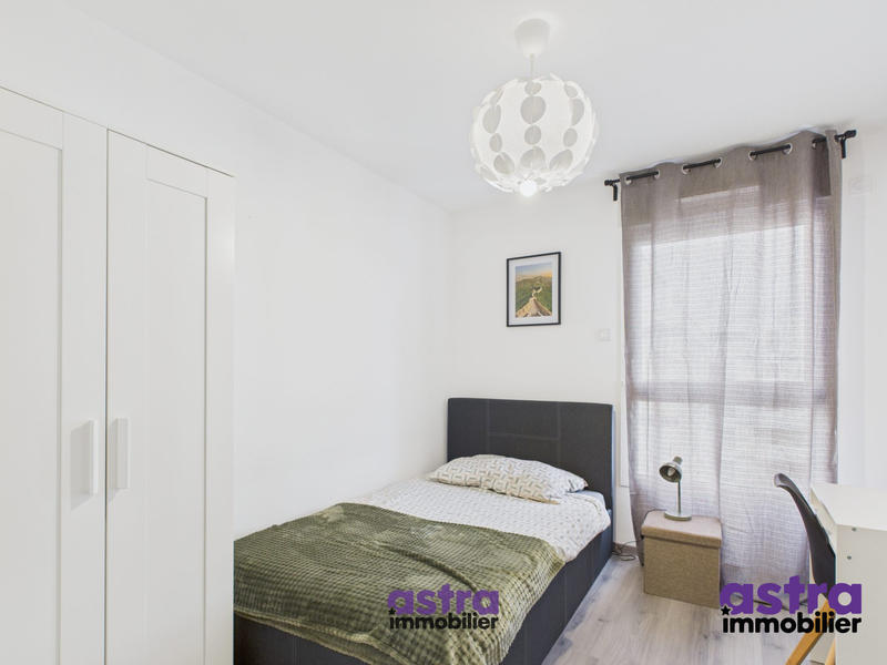 Appartement - 88 m² - 5 pièces