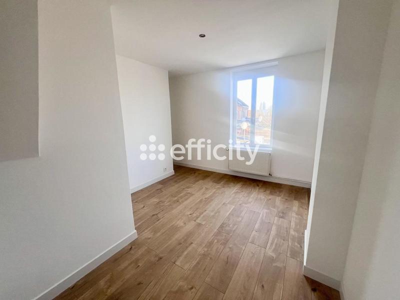 Maison - 85 m² - 5 pièces