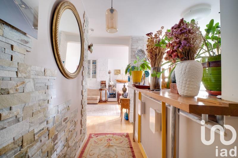 Appartement - 75 m² - 3 pièces