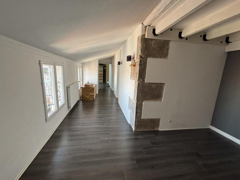 Appartement - 104 m² - 3 pièces