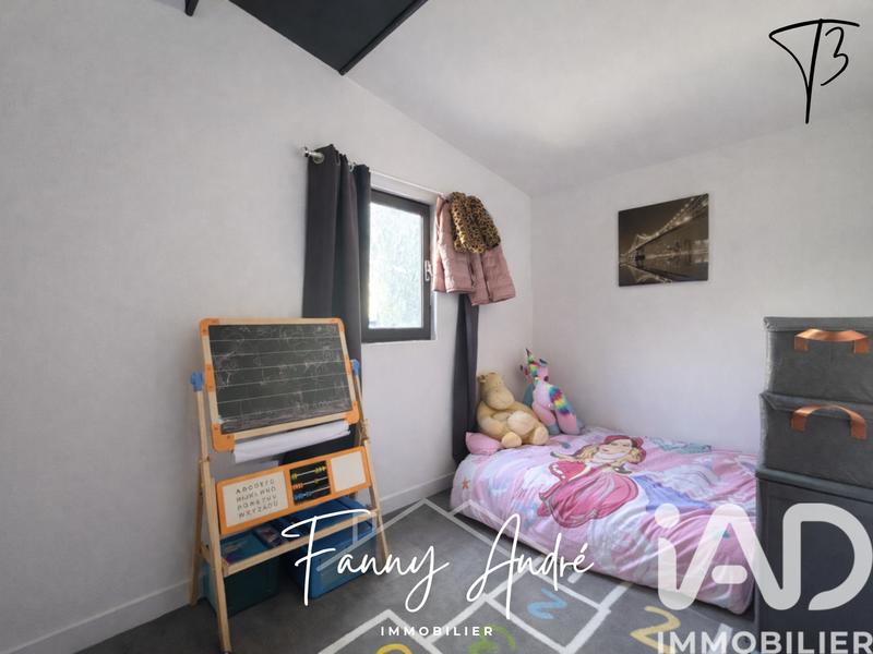 Maison - 92 m² - 5 pièces