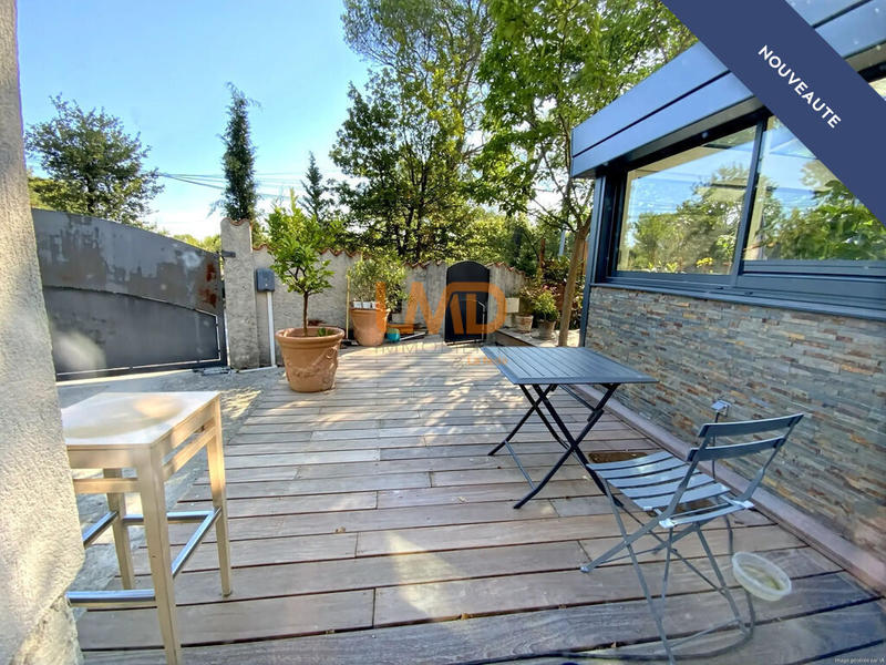 Villa - 223 m² - 9 pièces