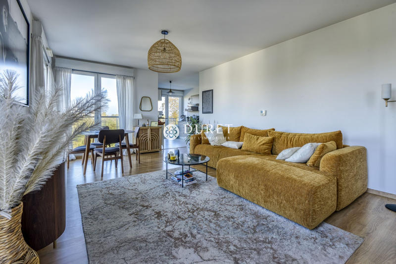 Appartement - 86 m² - 4 pièces