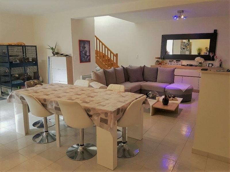 Maison - 80 m² - 3 pièces