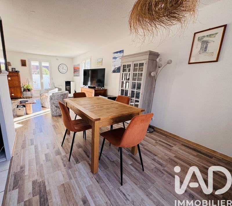 Maison - 93 m² - 4 pièces