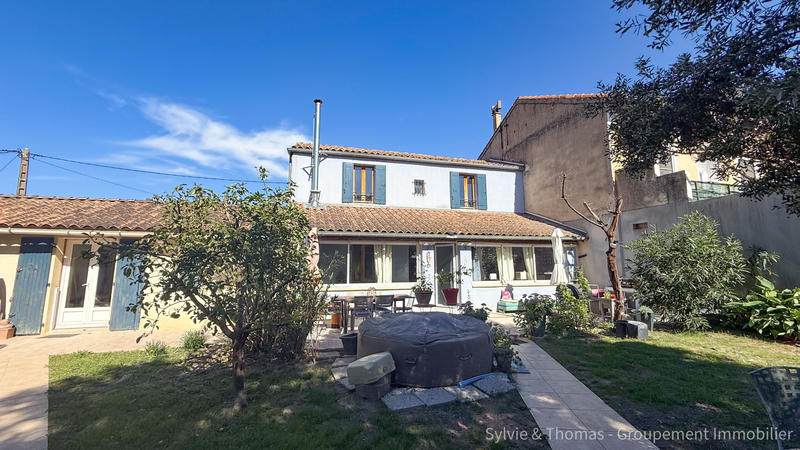 Maison - 179 m² - 6 pièces