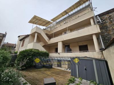 Immeuble - 231 m² - 5 pièces