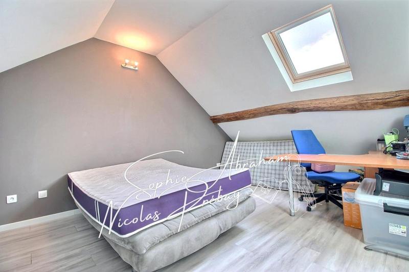 Maison - 92 m² - 5 pièces